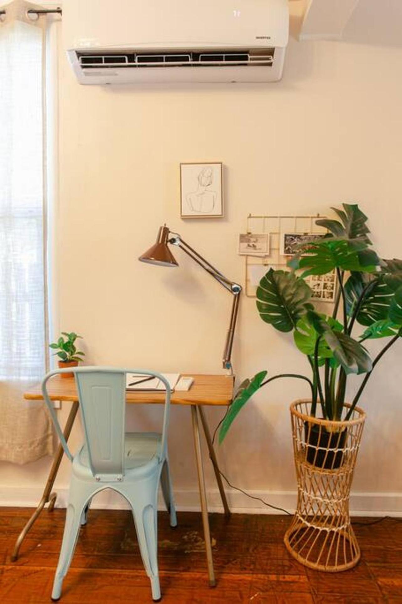 Classic & Cozy Apartments - Parking & Close To Dw Medford Extérieur photo