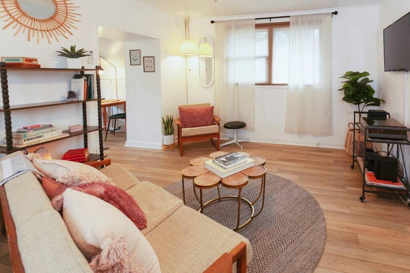 Classic & Cozy Apartments - Parking & Close To Dw Medford Extérieur photo